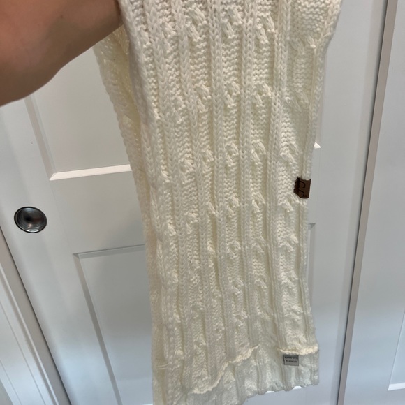 C.C. Cable Knit Infinity Scarf - Picture 3 of 4